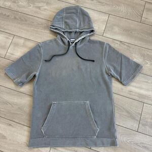 Nike Classic Men's Grey Cotton Hoodie Short Sleeves w/ Adjustable Drawstring, M